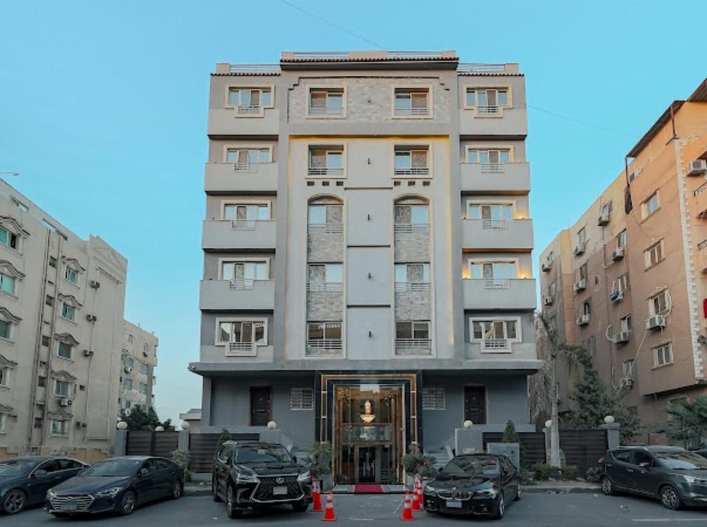 فندق 390 بأكتوبر